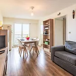 Front De Mer-9 By Interhome דירה